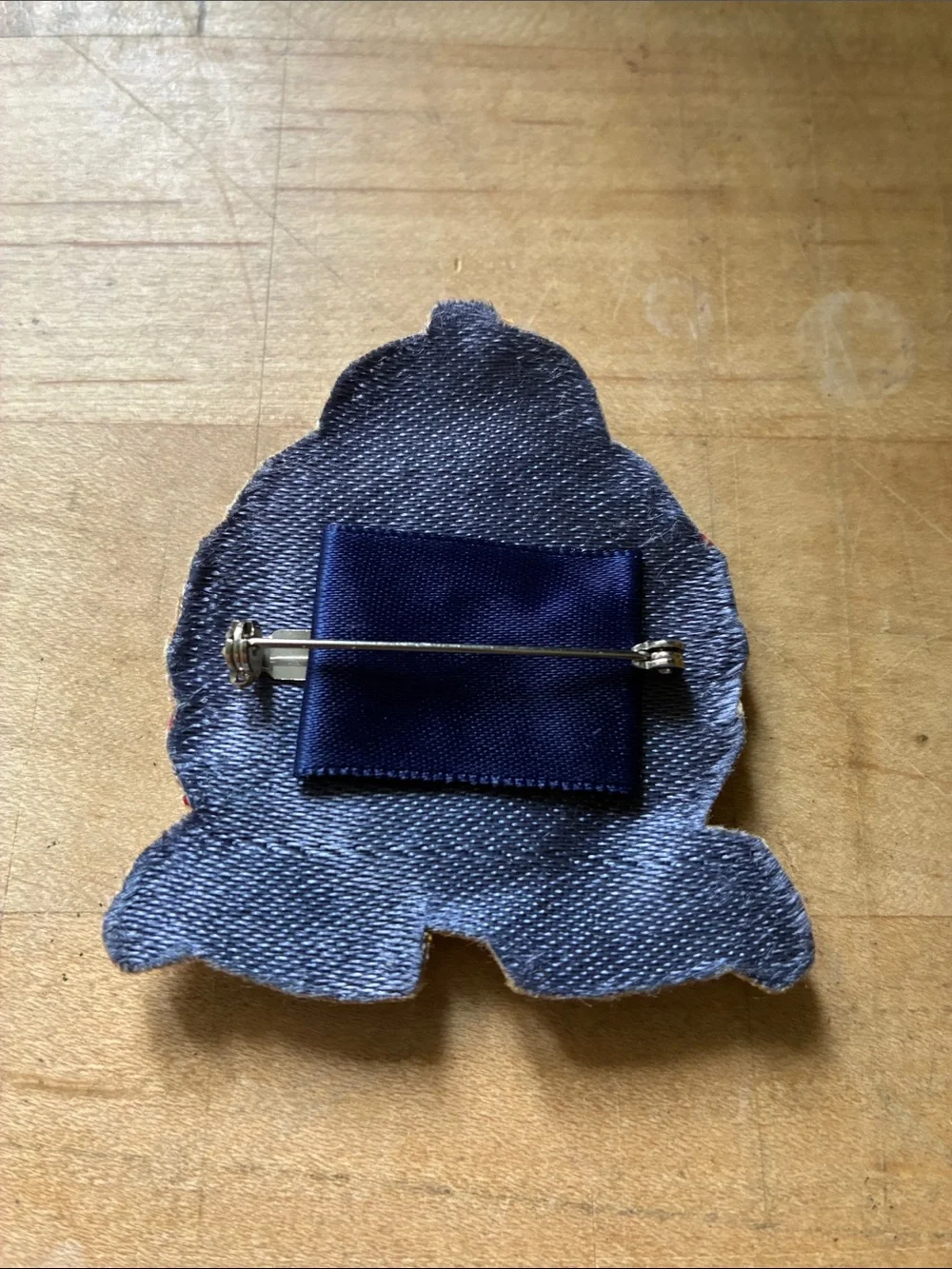 Vintage Embroidered Yacht Club Brooch! - Picture 2 of 4